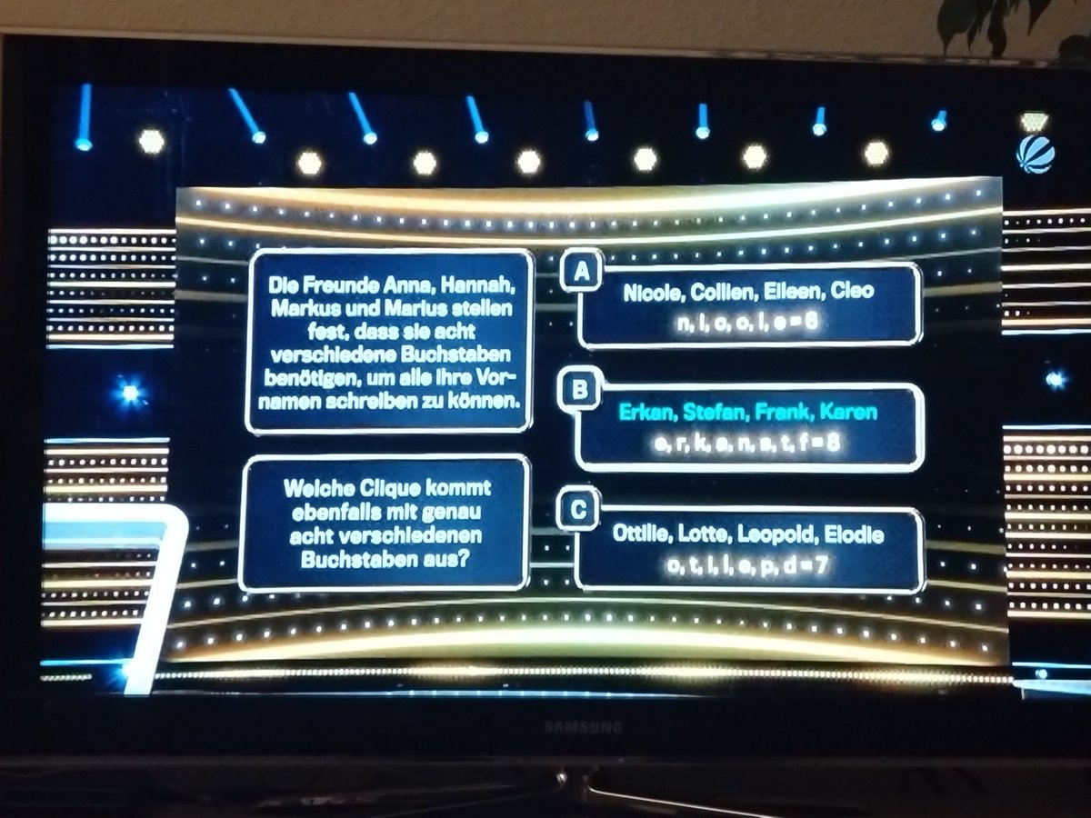 Claudi412's tweet photo. @sat1 Die Freunde Anna, Hannah, Markus und Marius benötigen doch aber 9 verschiedene Buchstaben, um alle ihre Vornamen schreiben zu können? 🤔 @dunjahayali https://t.co/hWtjnAMxjQ