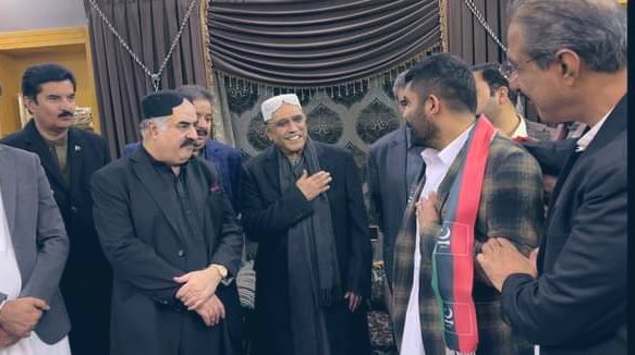 سردار انعام اللہ کھیتران پیپلزپارٹی میں شامل ہوگئے۔
#PPPFoundationDayBalochistan