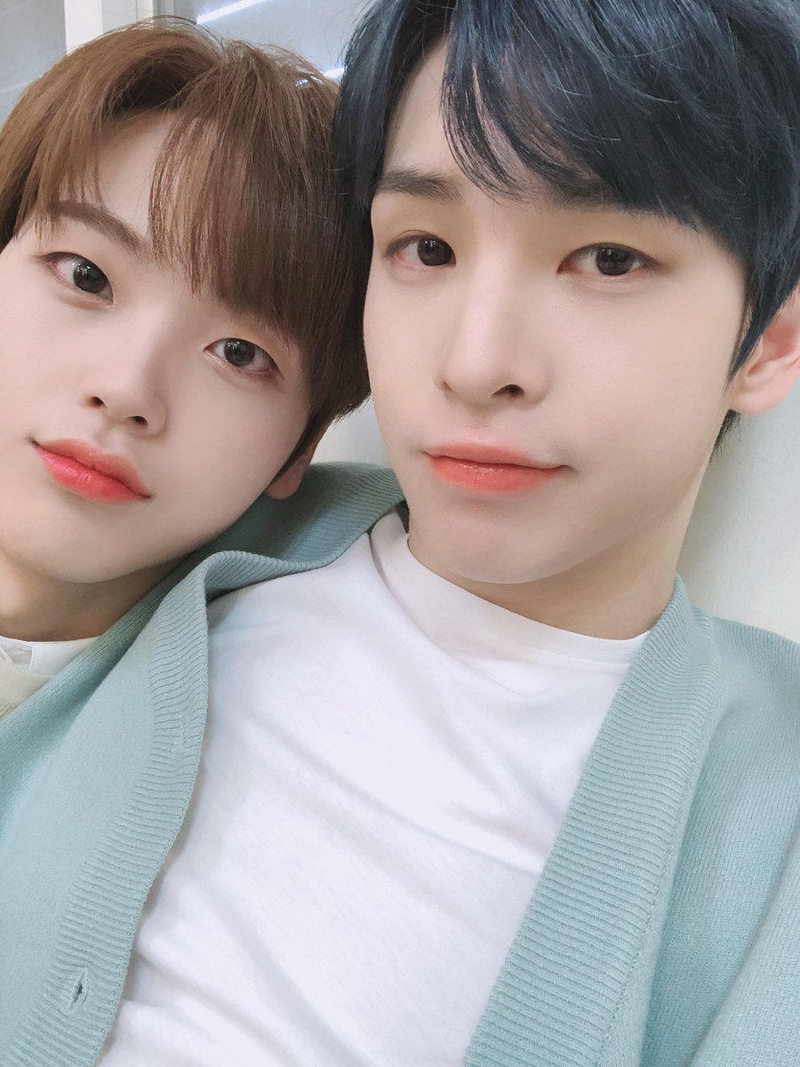 형쭈니 생일 축하해~ 🥳
사랑해 💚 동글해 🟢 
#HAPPYHYEONGJUNDAY
#형준이의_동글한_탄생일 #앨런 #형준