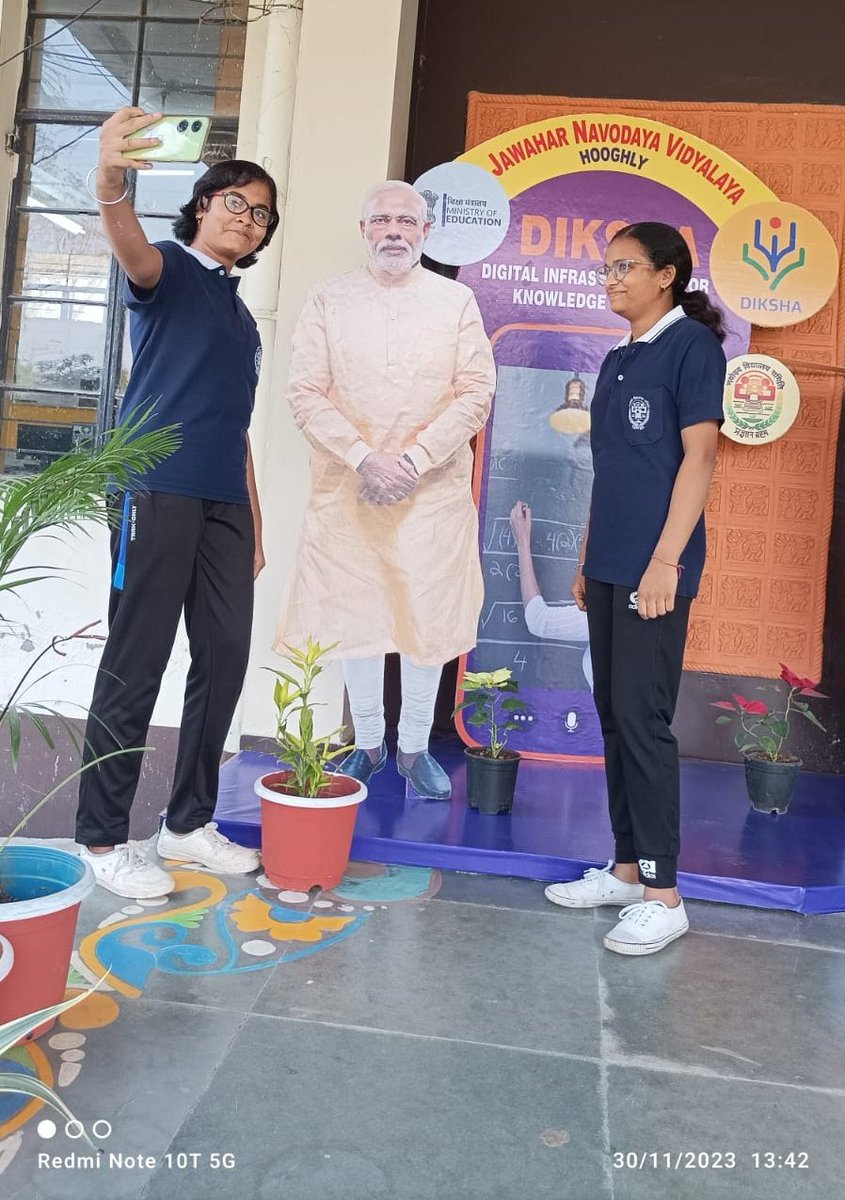 HooghlyJnv's tweet photo. @hooghly_jnv selfie point

@PMOIndia @EduMinOfIndia @CommissionerNVS @NVS_RO_Patna @PatnaNvs @manojlibra https://t.co/iC8OOhVVpa