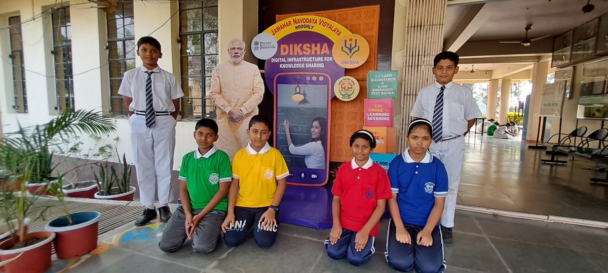 HooghlyJnv's tweet photo. @hooghly_jnv selfie point

@PMOIndia @EduMinOfIndia @CommissionerNVS @NVS_RO_Patna @PatnaNvs @manojlibra https://t.co/iC8OOhVVpa