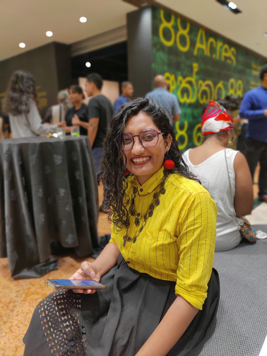 Twinning with the background