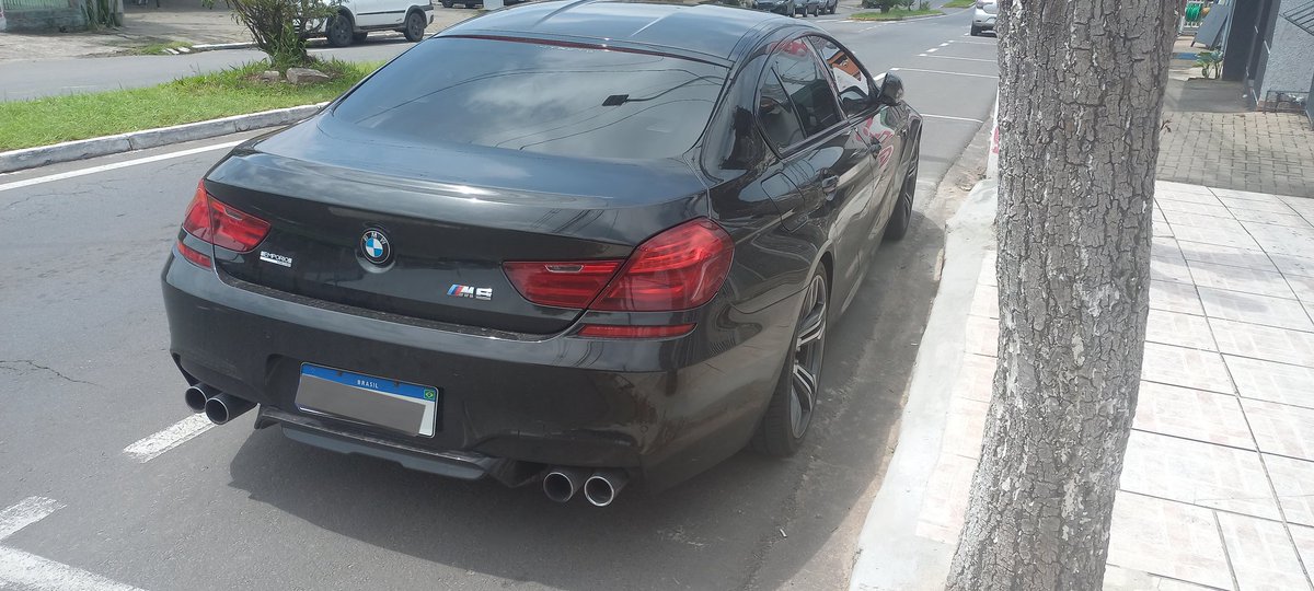 tuning_custombr's tweet photo. Simplesmente ao lado da casa da minha avó https://t.co/BsRNYovn7G