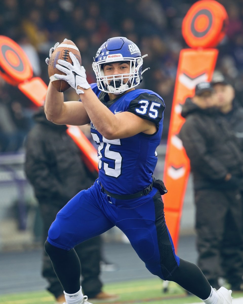 NickKazandjian's tweet photo. What a season. Didn’t end the way we wanted it to but proud of how hard we worked all year. Till next season. #SuperBacks https://t.co/KYxRq5y2wS
