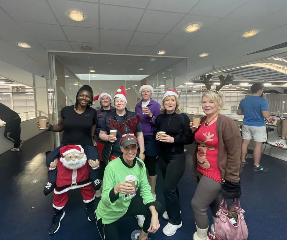 EdgbastonPriory's tweet photo. It's the most wonderful time of the year!🎄
Our tennis festive social is back on December 16th at 1pm🎾
With members dressed in their best festive kit, mulled wine and mince pies, what more could you want from this tennis social?🎉
@epc_tennis #teamEPC https://t.co/mDUFcxKysd