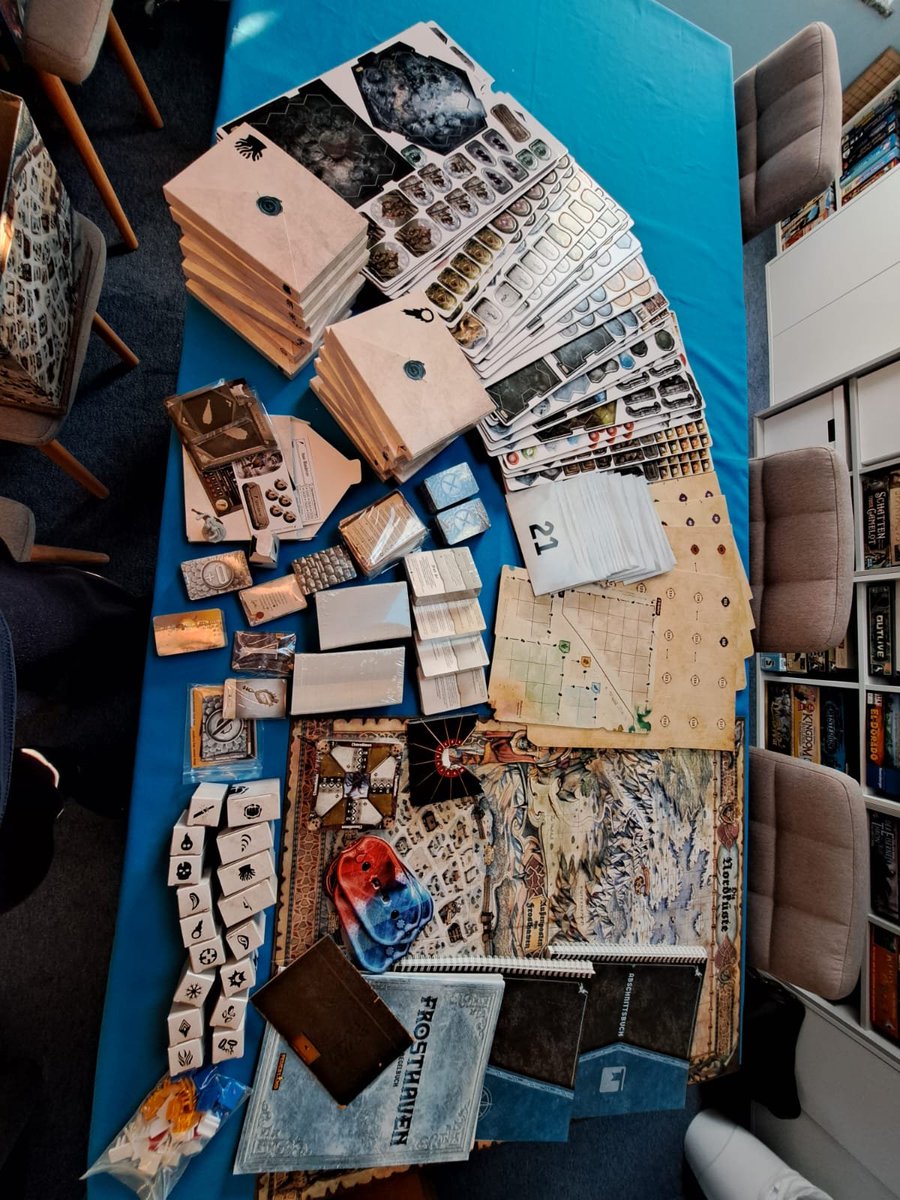 Bin dann erstmal ausstanzen und melde mich für die nächsten Stunden ab... 😅

#frosthaven