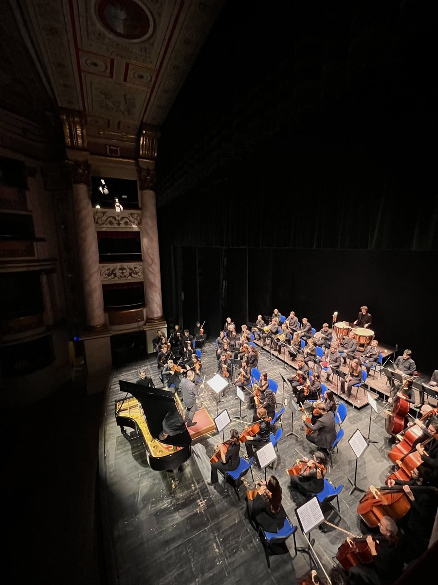 RinaldoFranci's tweet photo. Inaugurazione in #musica del nuovo anno accademico del #Conservatorio Rinaldo Franci con il concerto al Teatro dei Rinnovati di #Siena. https://t.co/KZgW5imyH1