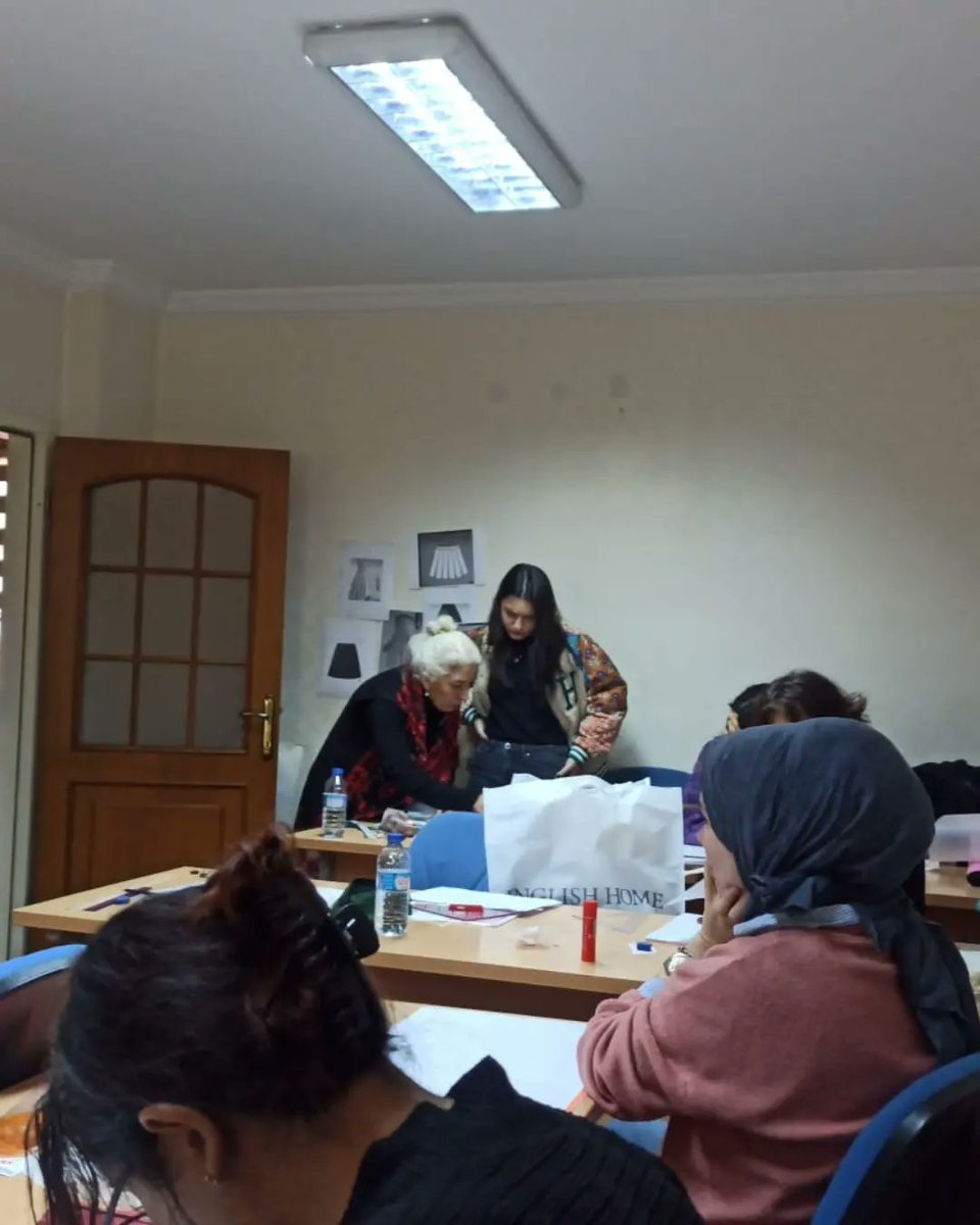Temel ve Uygulamalı Kalıp Teknikleri dersimiz keyifle devam ediyor.