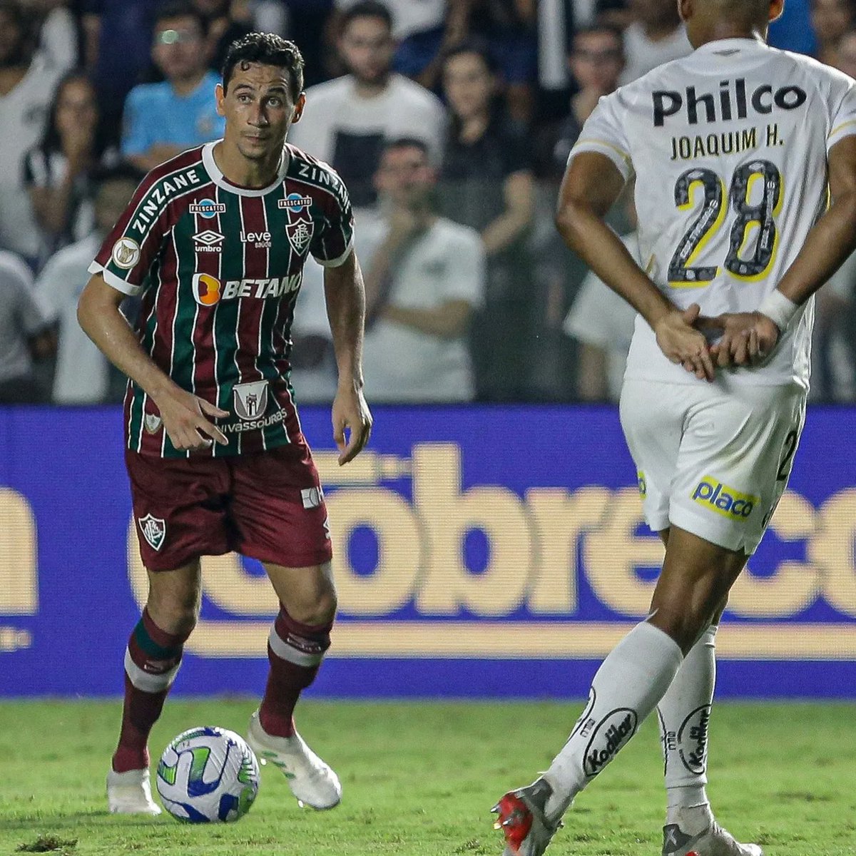OMaestroGanso's tweet photo. ⚽ Santos (0) x (3) Fluminense 
🏆 Campeonato Brasileiro - Série A 2023 
🎩 @phganso
🗓 29/11/2023 
📷 Lucas Merçon /FFC
.
#ForwardTeam #FWDTeam #sportmanagementcompany #Brasileirao #fluminense #phganso #TimeDeGuerreiros https://t.co/DtpOvoP4KX