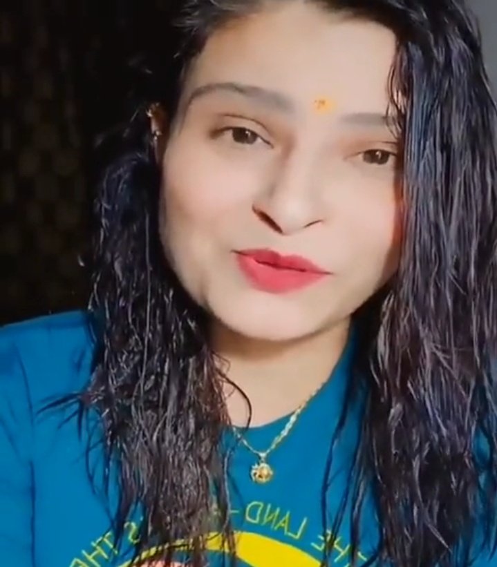 Sameerkhan1567's tweet image. ऐसी अभद्र टिप्पणी इस्लाम व कुरआन व हमारे नबी ए करीम मोहम्मद ﷺ पर बिल्कुल भी बर्दाश्त नही की जाएगी। 

इसे अरेस्ट नहीं बल्कि फांसी पर लटकाना चाहिए।
 #ArrestPoojaMathur 
#StopInsulting_ProphetMuhammadﷺ