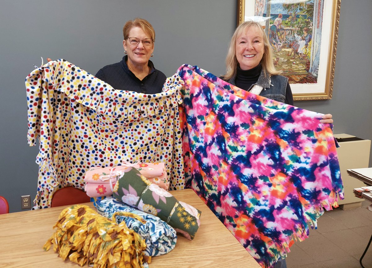 salarmycincy's tweet photo. ❤️ Today we extended the warmest thank you to Peggy Heis and Rose Stertz with the Cincinnati Woman’s Club, who bless The Salvation Army with a hearty supply of warm, toasty blankets year after year. Your generosity continues to comfort our community. https://t.co/gq9YzcdMbi