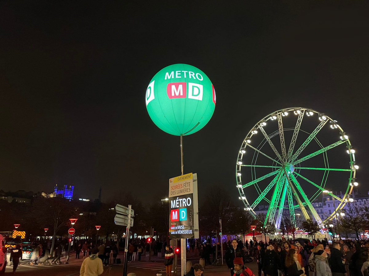 brunobernard_fr's tweet photo. 🚇✨ Pour la Fête des Lumières, notre réseau TCL s'adapte pour répondre aux besoins !

✅ Le réseau TCL sera gratuit le 8 décembre dès 16h. Les autres soirs, des billets spéciaux seront disponibles. 🪪 https://t.co/ZkpfcaolFX