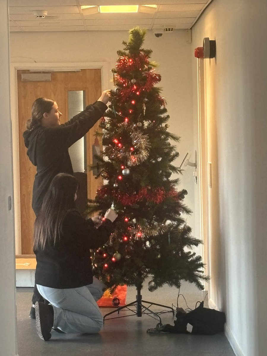 Getting in the Christmas spirit 🎄🤶🎅🏻❄️☃️<a href="/OfficialNUSA/">NUSA</a> <a href="/NUSASixthForm/">NUSA Sixth Form</a>