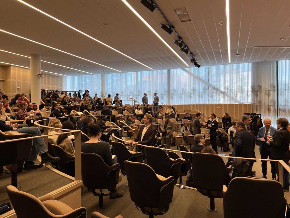 Italy in Sweden (@italyinse) on Twitter photo ❗On November 27-28, the Italian-Swedish symposium on #ArtificialInteligence and its applications in #neuroscience took place in Stockholm, organised by <a href="/ItalyinSE/">Italy in Sweden</a> in collaboration with <a href="/karolinskainst/">Karolinska Institutet</a> and <a href="/goteborgsuni/">Göteborgs universitet / University of Gothenburg</a>. ❗On November 27-28, the Italian-Swedish symposium on #ArtificialInteligence and its applications in #neuroscience took place in Stockholm, organised by <a href="/ItalyinSE/">Italy in Sweden</a> in collaboration with <a href="/karolinskainst/">Karolinska Institutet</a> and <a href="/goteborgsuni/">Göteborgs universitet / University of Gothenburg</a>.