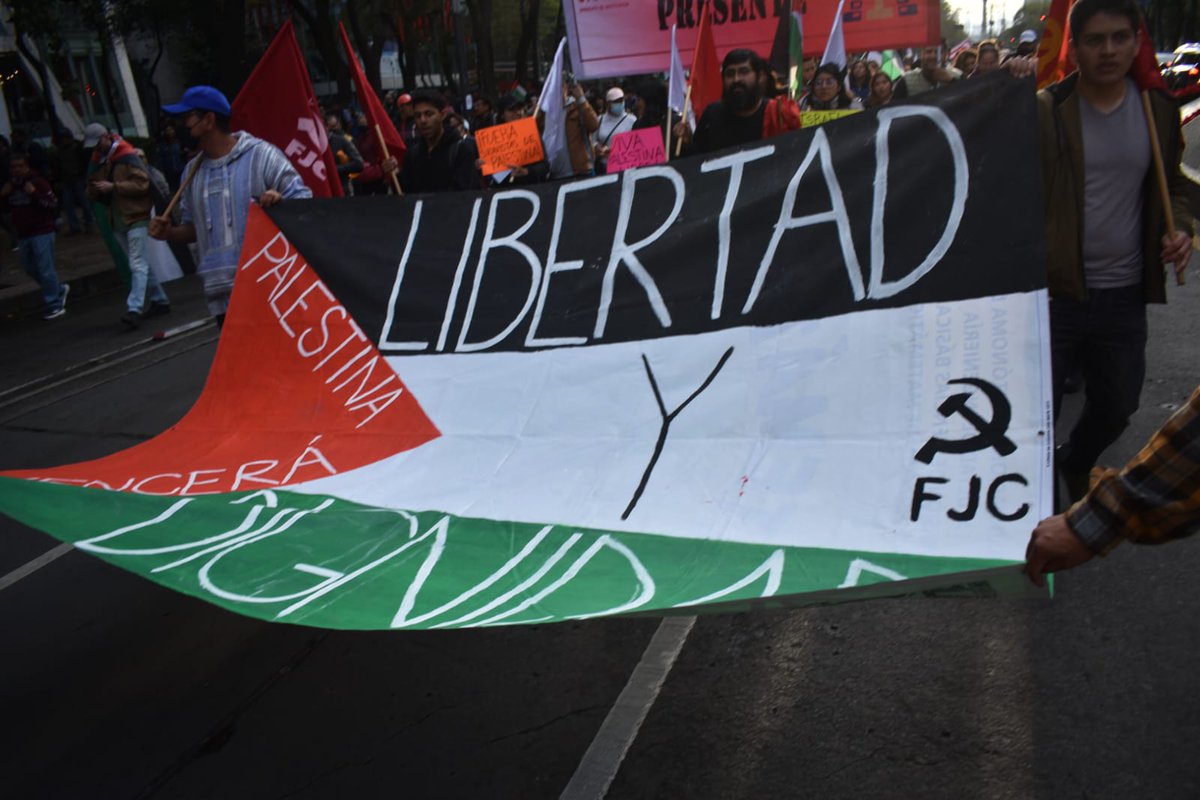 comunistamexico's tweet photo. Con el pueblo palestino contra la agresión imperialista del Estado de Israel. https://t.co/tmChwPPDyY