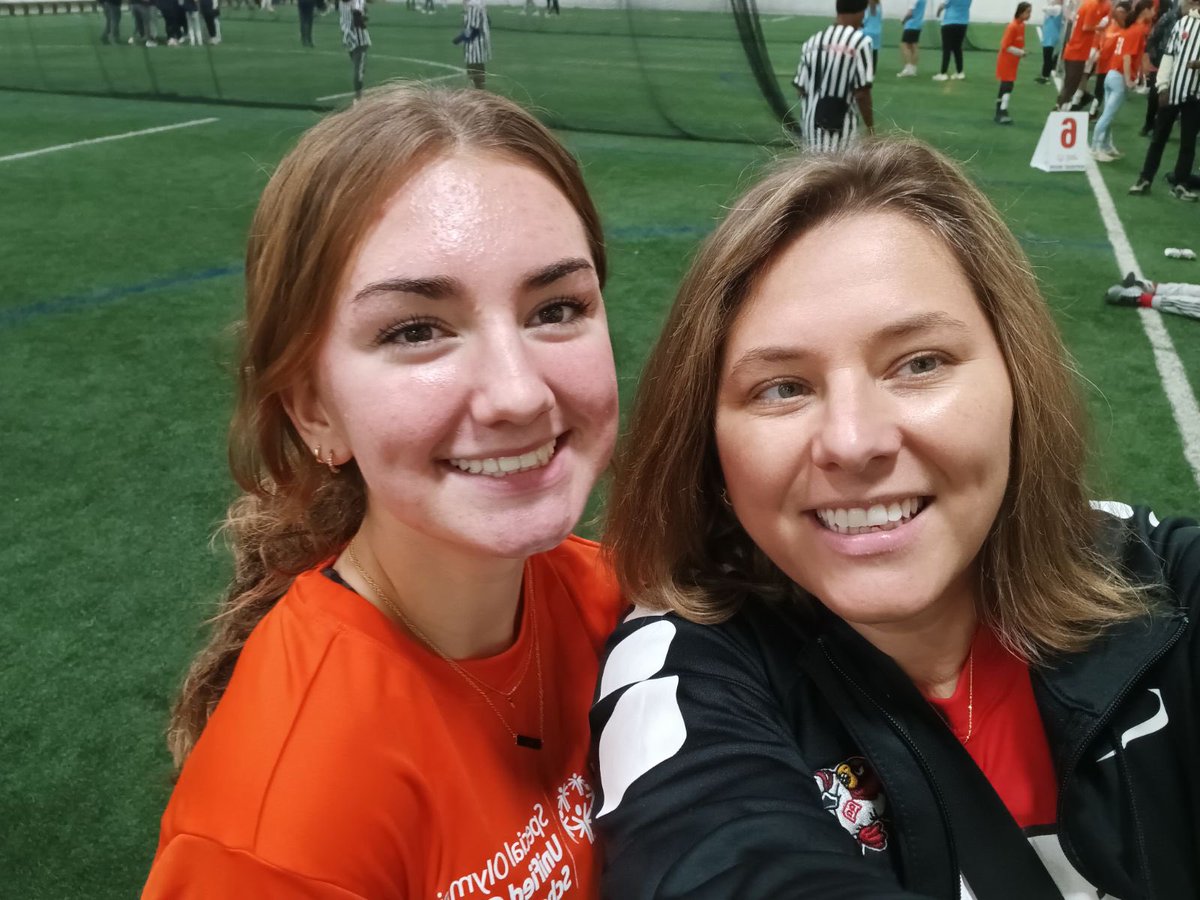 delaney_macke8's tweet image. Had a great day yesterday playing soccer with the Unified Sports team! #UnifiedSports #NOHS @SpecialOlympics