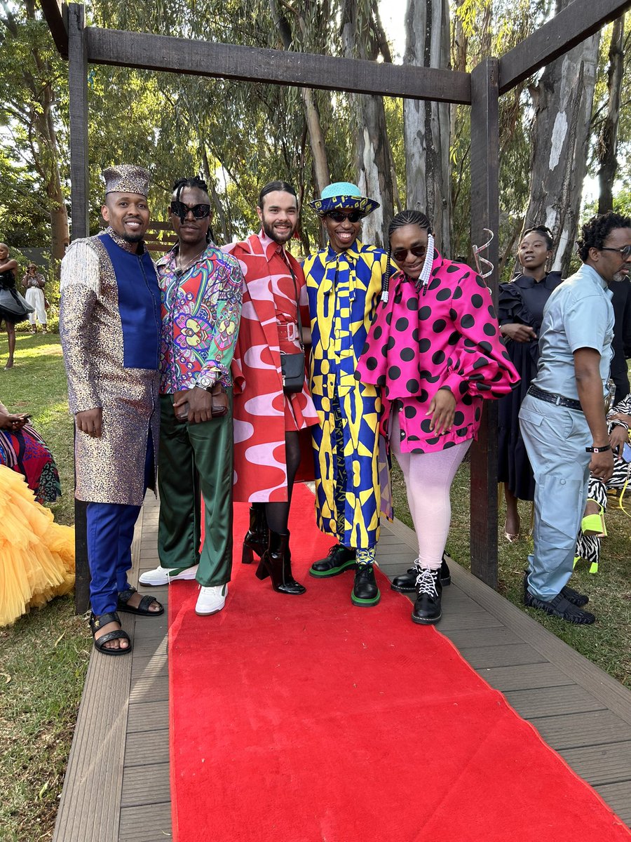 opulenceradio's tweet photo. Incredible fashion designers gathered together for the Fashion Industry Awards South Africa
#fiasa23 #fashionindustryawardssouthafrica #fiasa https://t.co/xPoauSrjBM