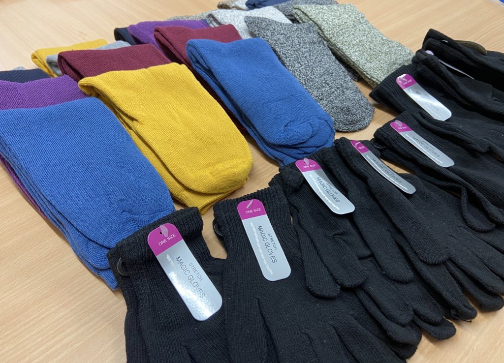 We’re at the Keep Warm, Keep Well event at <a href="/Widnes_Market/">Widnes Market</a>. Meet our Wellbeing Link Worker Matt, chat about your wellbeing and pick up some free cosy thermal socks and gloves to stay warm this winter. Come and say hello we’d love to meet you! 🧤🧦