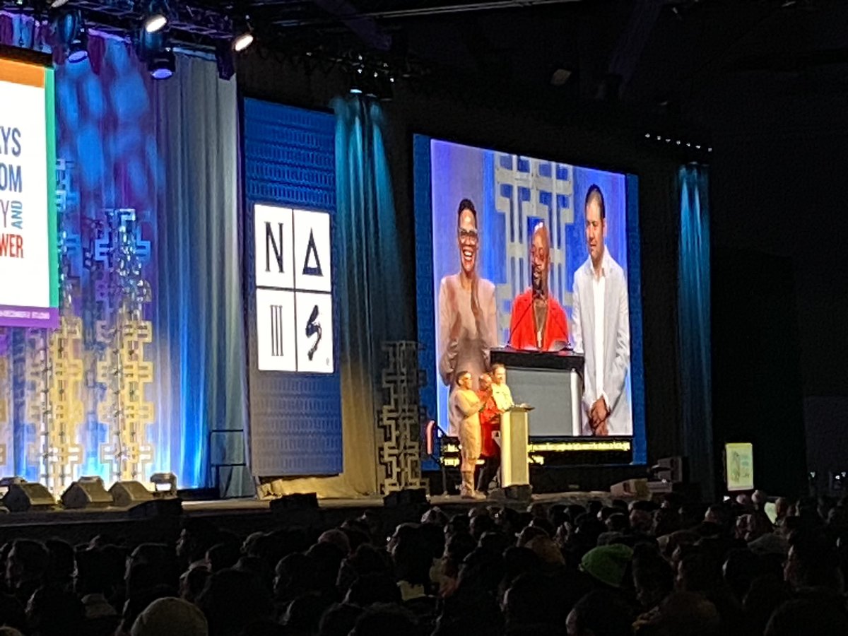 Rodney Glasgow opens SDLC: Resilience is when they give you a trash can, and you make a trash can band.”