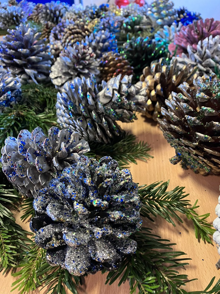 We’re getting set up and ready for our #FabulousFirbeck Sprinkles Christmas Market. We can’t wait for you to see the children’s enterprise projects! <a href="/FirbeckPrimary/">Firbeck Academy</a>