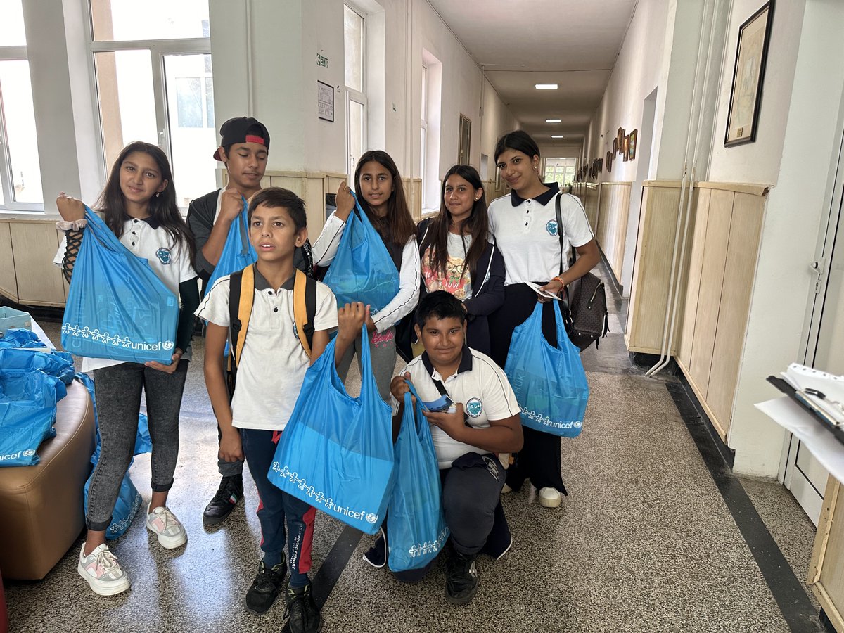 This month we made the children affected by the floods in Tsarevo happy. Together with the mobile team at the CSC Burgas, created with the support of UNICEF & #EUChildGuarantee, we provided educational materials to the students from 'N. Vaptsarov' school #ForEveryChild #education