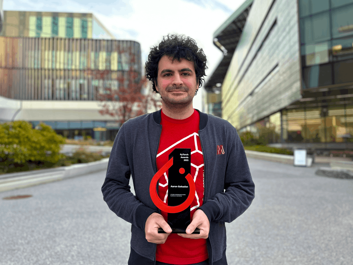 cornell_tech's tweet photo. Cornell Tech researcher and PhD student Aaron Gokaslan has received the @PyTorch Award for 2023: https://t.co/lfruCne3OG
#PyTorch #Code #AI #Research #PhD #CornellTech #OnlyAtCornellTech #EngineeredToMatter https://t.co/JQYWMN6aUk