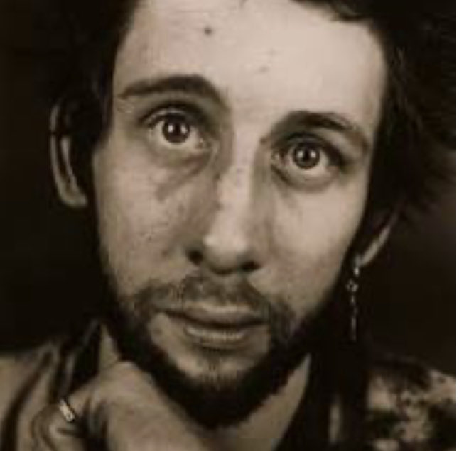 We lost one of rock ‘n’ roll’s greatest poets today. The soul of Ireland, floating in a majestic river. Rivaling any lyricist, songwriter, performer that has written a song and surpassing most of them. His career is legendary, and he will remain just that.
Shane McGowan..RIP ☘️