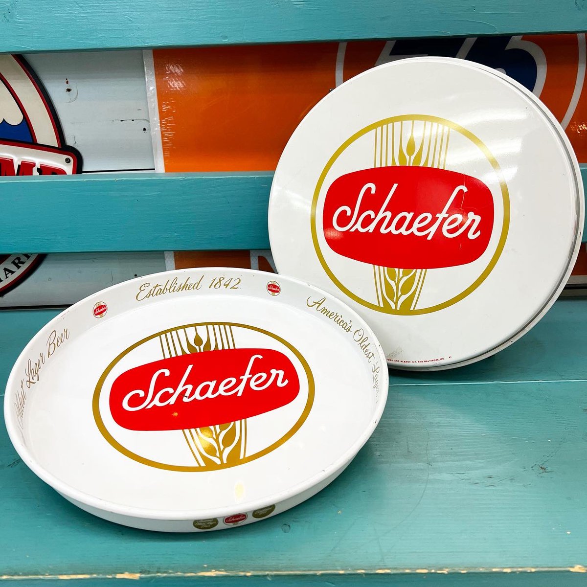 usd_yokohama's tweet photo. #SchaeferBeer のトレー
トレーとして使ってもOK
壁に貼り付けて飾るのもOK
フリスビーとして使ってもOK

#ForSale
#通販OK
#アメリカンヴィンテージ
#アメリカンアンティーク
#ビール大好き https://t.co/gfRPF65sOf