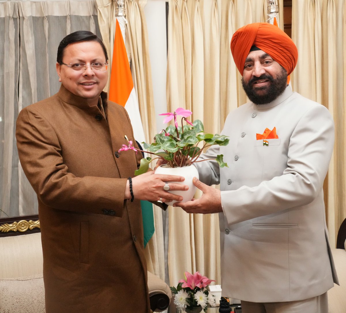 Rajbhawan Uttarakhand tweet media
