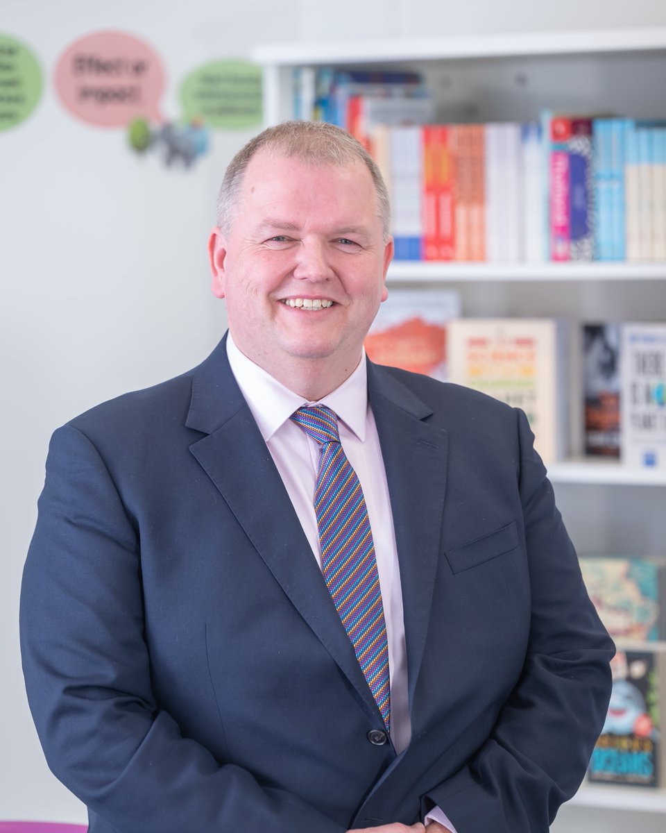 NatInstTeaching's tweet image. Our Executive Director of Programmes @Reuben_Moore is speaking at the MATs Summit 2023 today. He'll be talking to school trust leaders about teacher recruitment and retention, what we are learning, what we are doing and where we might go next as a sector.🚀

#oeMATs