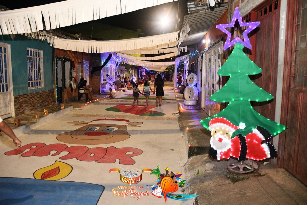 JiclyMutisIsaza's tweet photo. #TBT🔙El año pasado vivimos un inicio de navidad muy alegre con las familias que hicieron parte de la Ruta Navideña🎄🎅 @alcaldiaptoboy https://t.co/PLQ9IA04eT