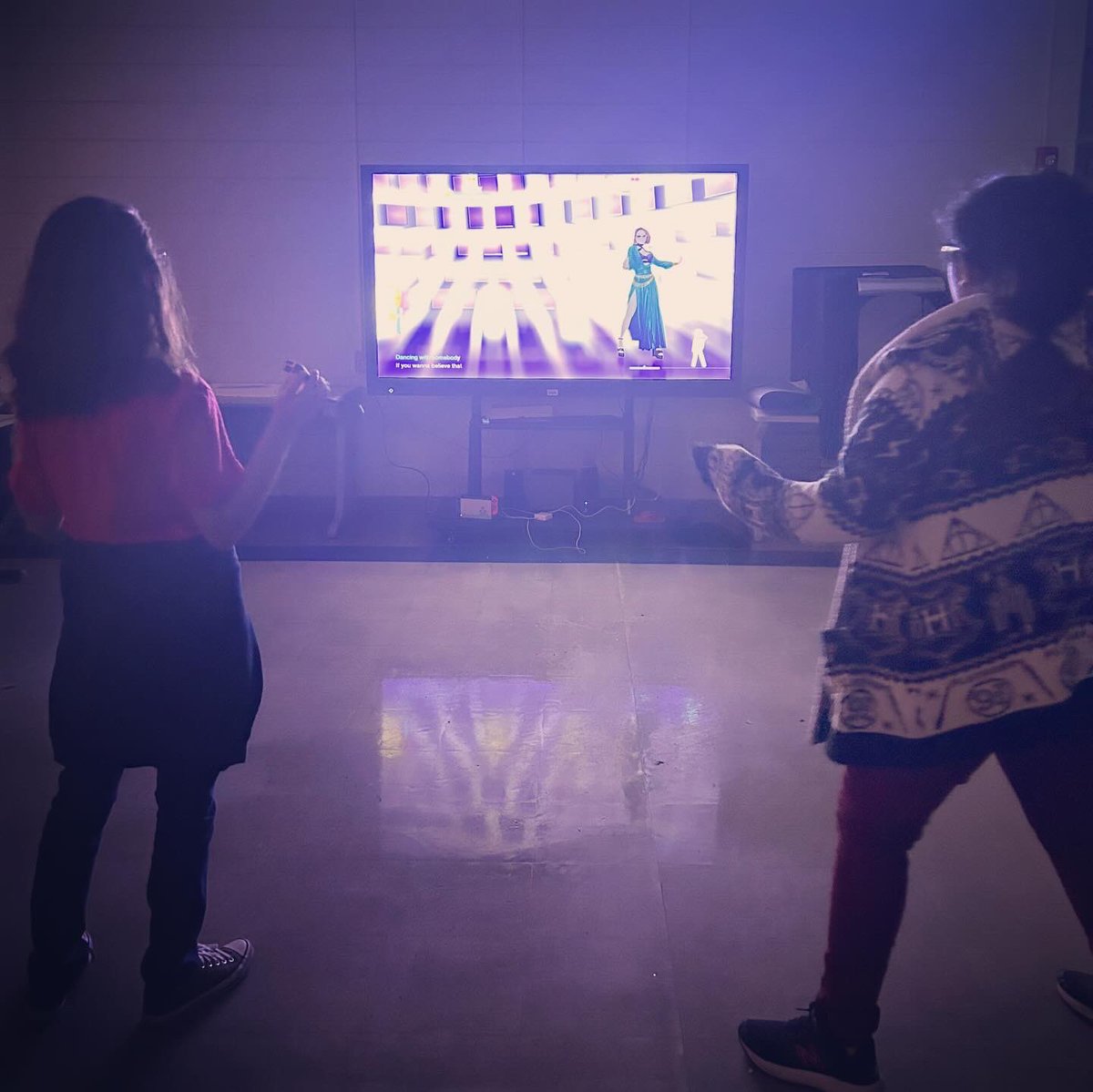 mytbtart's tweet photo. Our #AAC club had a blast this past week at our game night—video games, board games, card games, and more!

It was a perfect blend of fun and camaraderie. 🎮🎲 #GameNight #AACFamily

#CAA #ArtAcademyClub #BeyondExpectation #TitanPride #myTBTart #CreativeTitansOfTampaBay https://t.co/yNp4ugToJV
