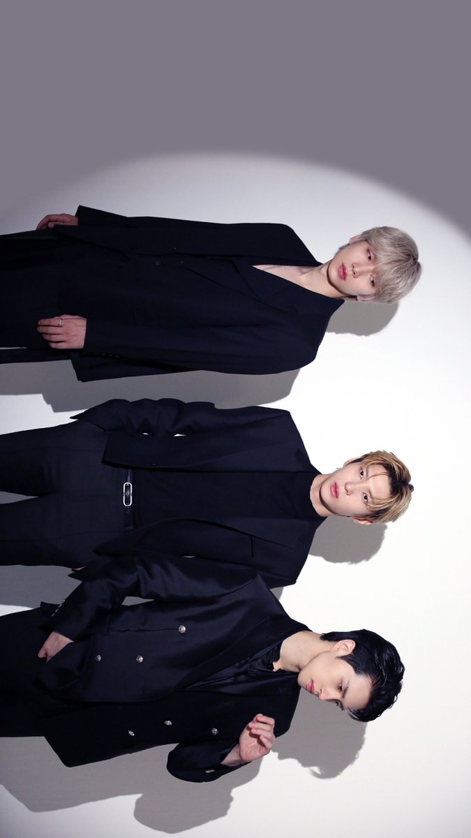 RealVIXX's tweet photo. #2023_12월 𝑊𝑎𝑙𝑙𝑝𝑎𝑝𝑒𝑟 🩶

Happy to finish this year with you

#빅스 #VIXX #STARLIGHT https://t.co/DIMsiWWxLV