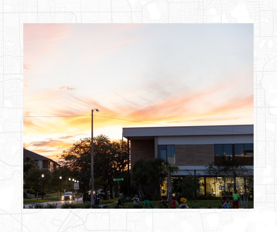 LiftOrlando's tweet photo. Glorious sunset views at the Heart of West Lakes! 🌅

Share the beauty of our community. Let’s build connections that make our neighborhood shine. 

#HeartOfWestLakes #CommunityConnection https://t.co/9BwHj83nSi