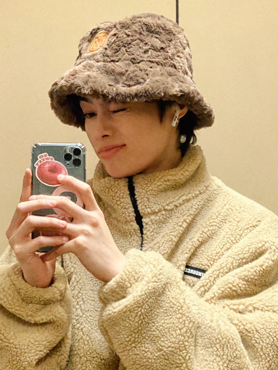 [#ハンビン] 暖かい夜をお過ごしください ❄️☁️🧥🧋