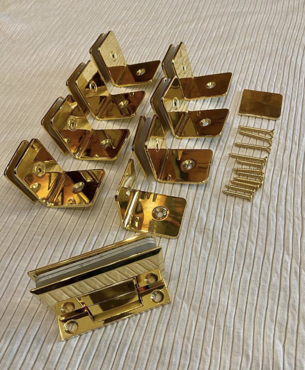 skye_metal's tweet photo. Skye Metal Coating in Dubai offers exquisite gold plating services, transforming ordinary items into timeless treasures.

More info => https://t.co/U0bbNCdSxe

#goldplating #goldplatingdubai #metalcoatinguae #skyemetalcoating #electroplating #metalcoating #metalcoatingindubai https://t.co/nS6N7WvLGf