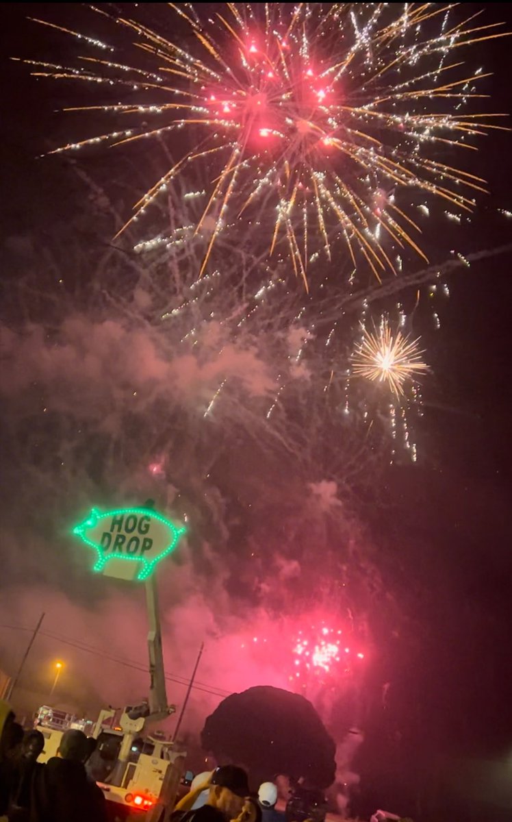 the_new_south's tweet photo. We got one month until the HOG DROP!! If y’all haven’t made New Year’s Eve plans then we’d love to have y’all in downtown Unadilla, Georgia for the 7th Annual HOG DROP. This event is FREE to the public. We hope to see y’all in Unadilla on New Years!!! #hogdrop #bbqdream https://t.co/EEDg2KZJKp