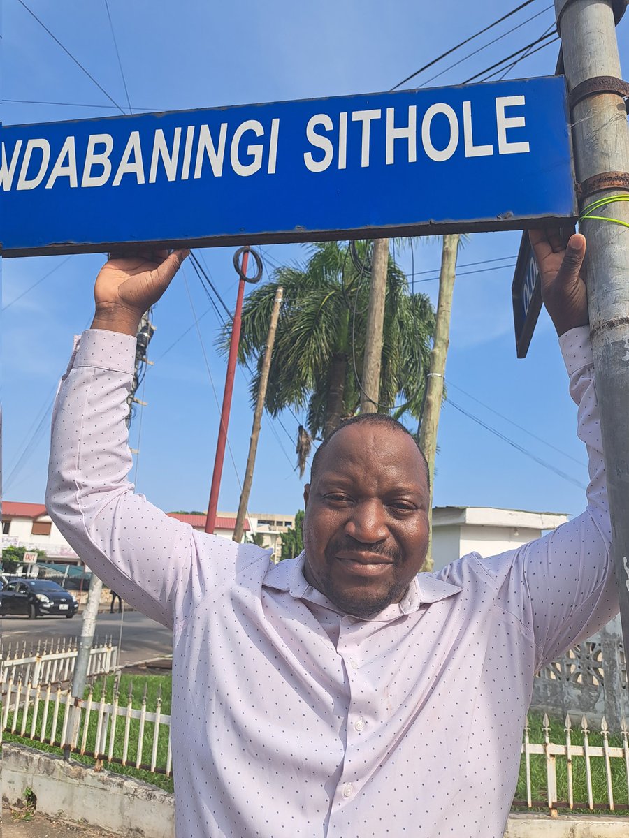 Thank you Ghana: In honor of the greatone of ours <a href="/ndabafoundation/">Ndabaningi Sithole Foundation</a> <a href="/ndabaningi2/">Chirandu</a> <a href="/nickmangwana/">Nick Mangwana</a>