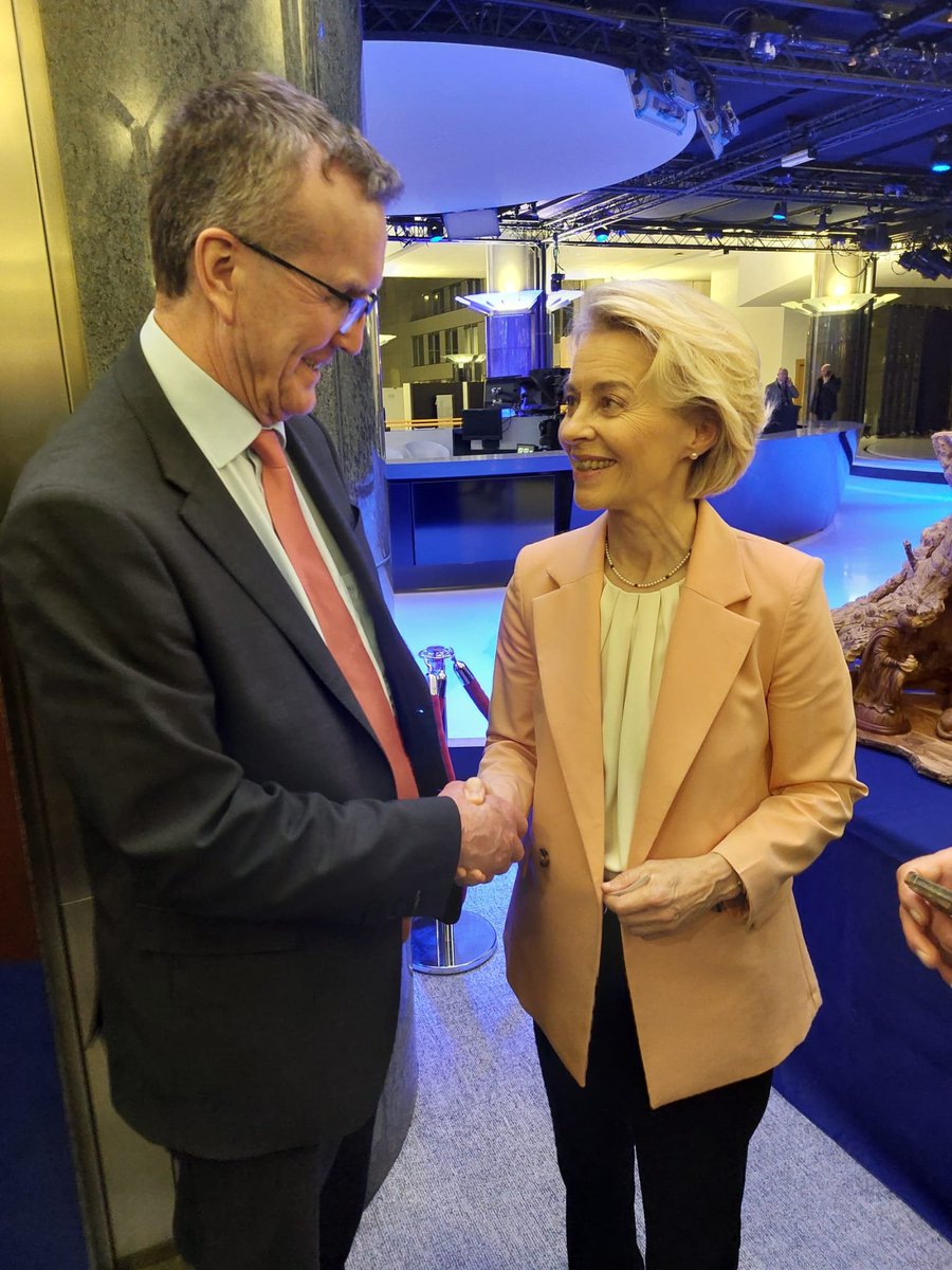 IFA President @TimCullinan_IFA meeting @EU_Commission President @vonderleyen in Brussels this week. The President said we must work together with farmers.