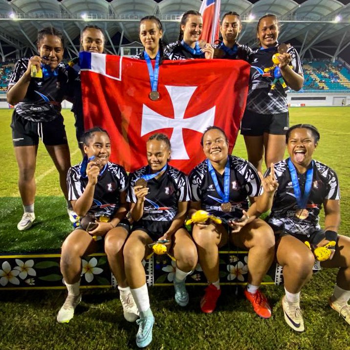 𝗛𝗜𝗦𝗧𝗢𝗥𝗜𝗤𝗨𝗘 🥉

L'équipe féminine de rugby à 7 de Wallis-et-Futuna remporte la médaille de bronze lors des Jeux du Pacifique @oceaniaolympic #PacificGames

Une première ! Bien joué les filles 👏

#SOL2023PacificGames