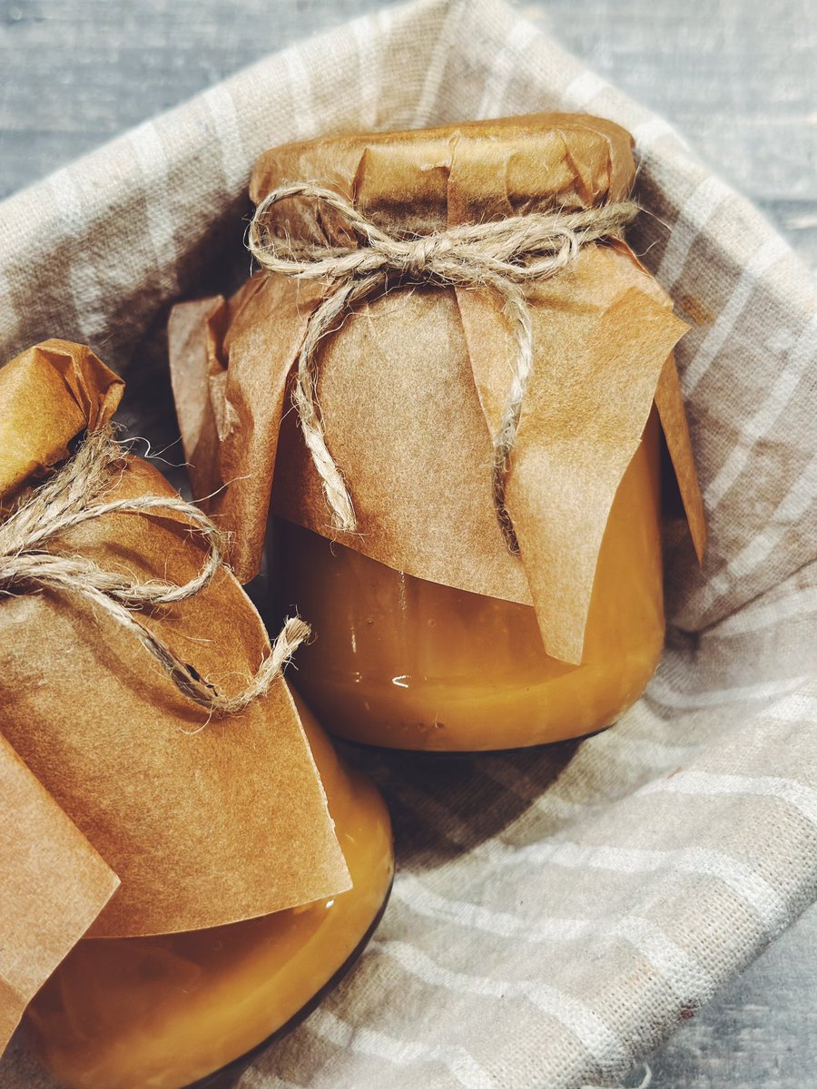 peace_dosya's tweet photo. Расскажу, как превратить продукты с первого фото в неприлично вкусную карамель, которую можно съесть самому, а можно подарить другу. https://t.co/uIM5XX7eSz