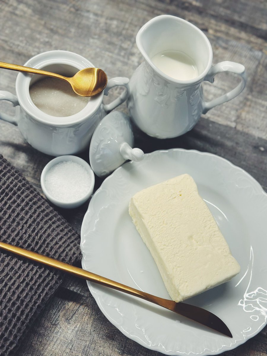 peace_dosya's tweet photo. Расскажу, как превратить продукты с первого фото в неприлично вкусную карамель, которую можно съесть самому, а можно подарить другу. https://t.co/uIM5XX7eSz