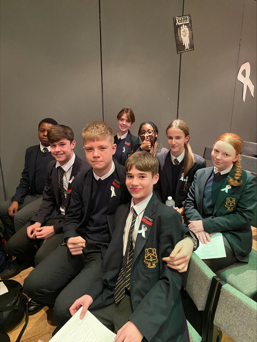 BCOldham's tweet photo. Earlier this week some Year 9 pupils participated in the "Me, Myself and I" Event at Oldham Civic Centre. The session was run by @OldhamYC and pupils took part in a range of workshops which affects young people, such a social media, equality and coercive control. #beingaware https://t.co/TpS8ARiAeF