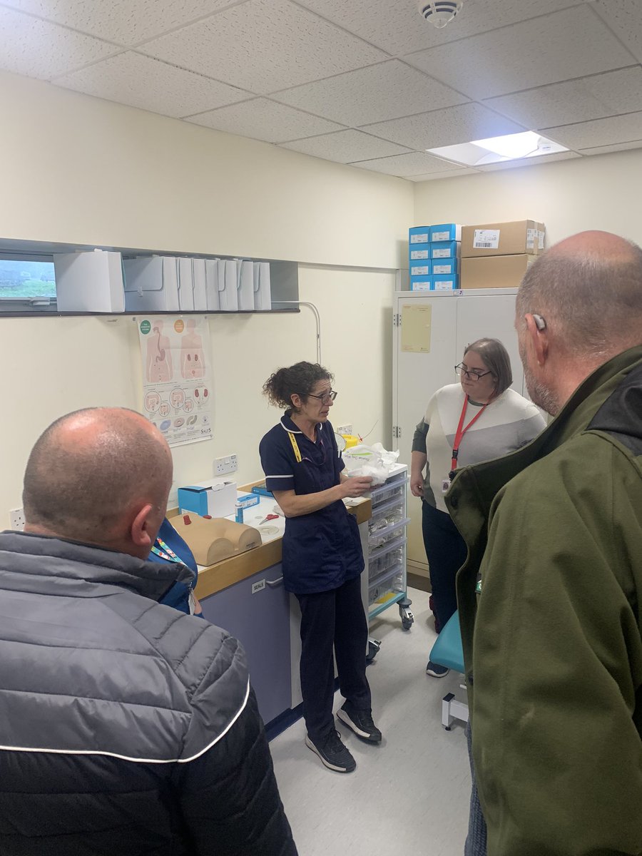 Staceyharper68's tweet photo. Our top quality stoma team delivering some training to help support our community stoma patient whilst at college! Well done team! @Nickymetty @SueClemow @DerrifordNurses @Derriford_Hosp #stomaawareness https://t.co/r4EXQzKrNE
