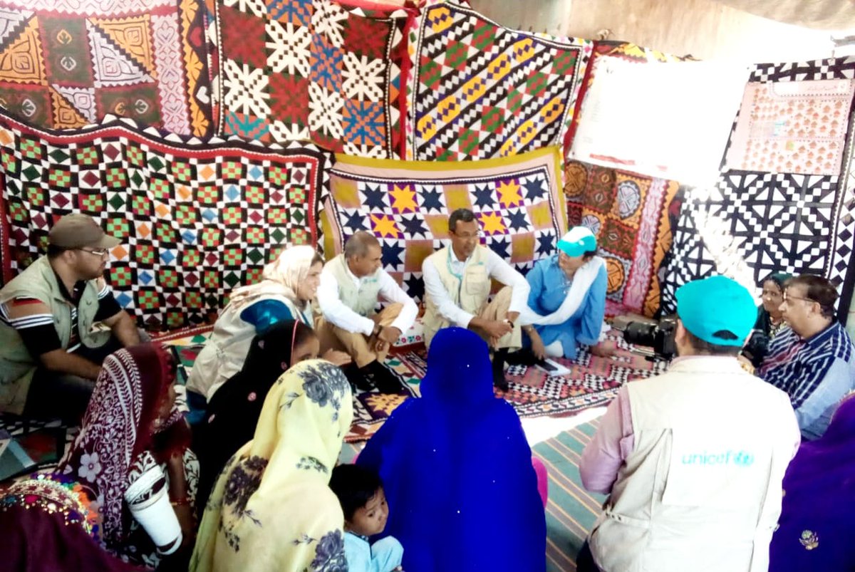 HANDS_Welfare's tweet photo. Grateful for the visit of @UNICEF_Pakistan Mr. Sanjay Vijesekera and Mr. @AbdullahAFadil to Mirpurkhas. Together, we assessed WASH initiatives and monitored RHC Naukot Hospital. Appreciate their recognition of HANDS Pakistan's dedication to improving hygiene for communities. https://t.co/yhIaT1aKAg