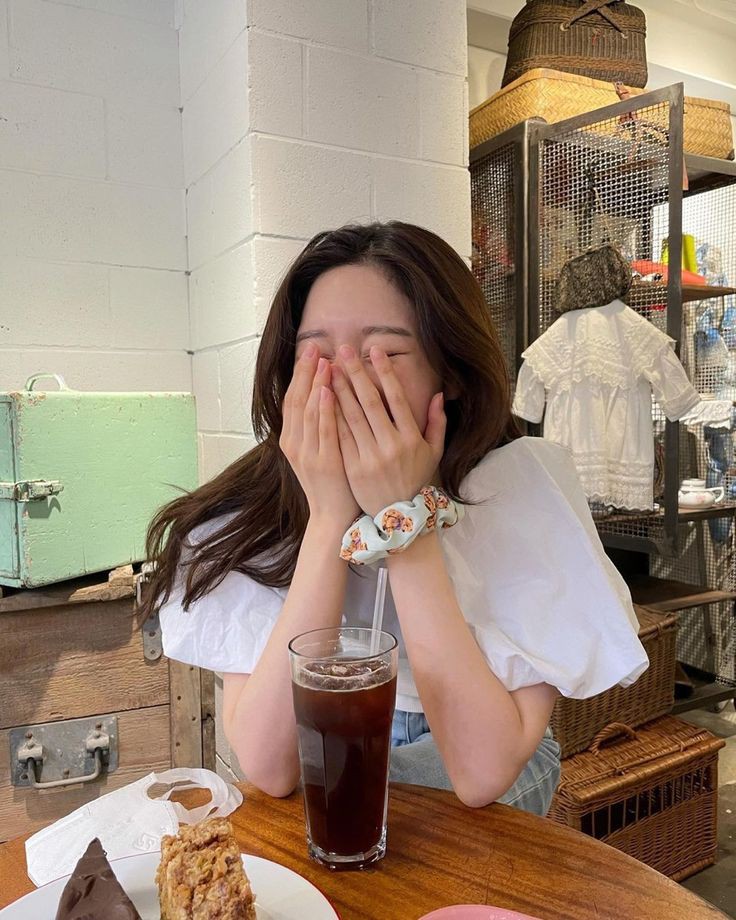 birthday ko na guys batiin nyo naman ako