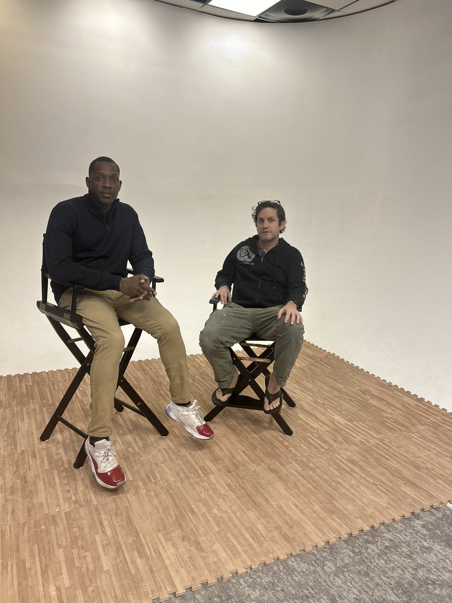 allseeingeye99's tweet photo. I had a great night yesterday working with the movie industry. It was an honor. Have a blessed day.
.
.
.

#movie #film #cinema #movies #actor #love #hollywood #films #art #s #actress #cinematography #netflix #music #photography #instagood #horror #instagram #director https://t.co/K9BY3EDpGr