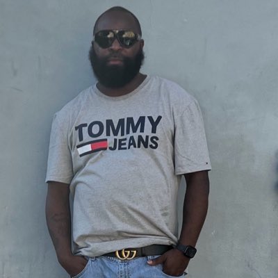 therealcdubb26's tweet photo. #NewProfilePic https://t.co/0FrgkMpWPV