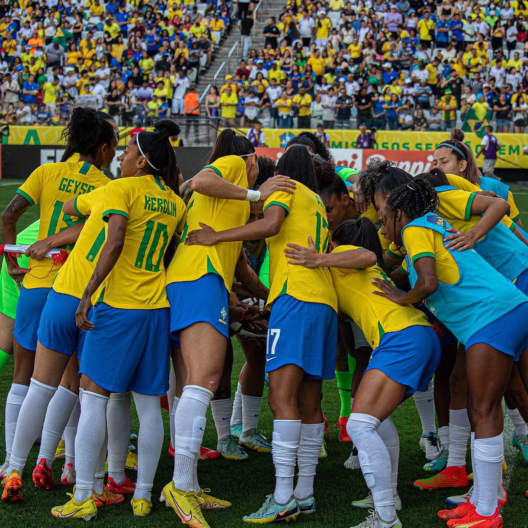 kerolinn10's tweet photo. vamos Brasil , toda torcida aqui pra vcs 🇧🇷❤️ https://t.co/I07nTmQwcC