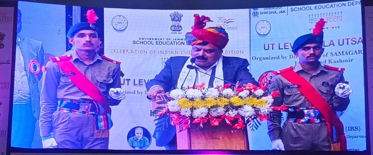 Samagra Shiksha, J&K (@jksamagra) on Twitter photo Celebrating the grand finale of UT Level Kala Utsav 2023! Principal Secretary Sh. Alok Kumar applauds the mesmerizing talents on display. Kudos to every participant for adding colors to this memorable valedictory event! <a href="/diprjk/">Information & PR, J&K</a> Celebrating the grand finale of UT Level Kala Utsav 2023! Principal Secretary Sh. Alok Kumar applauds the mesmerizing talents on display. Kudos to every participant for adding colors to this memorable valedictory event! <a href="/diprjk/">Information & PR, J&K</a>